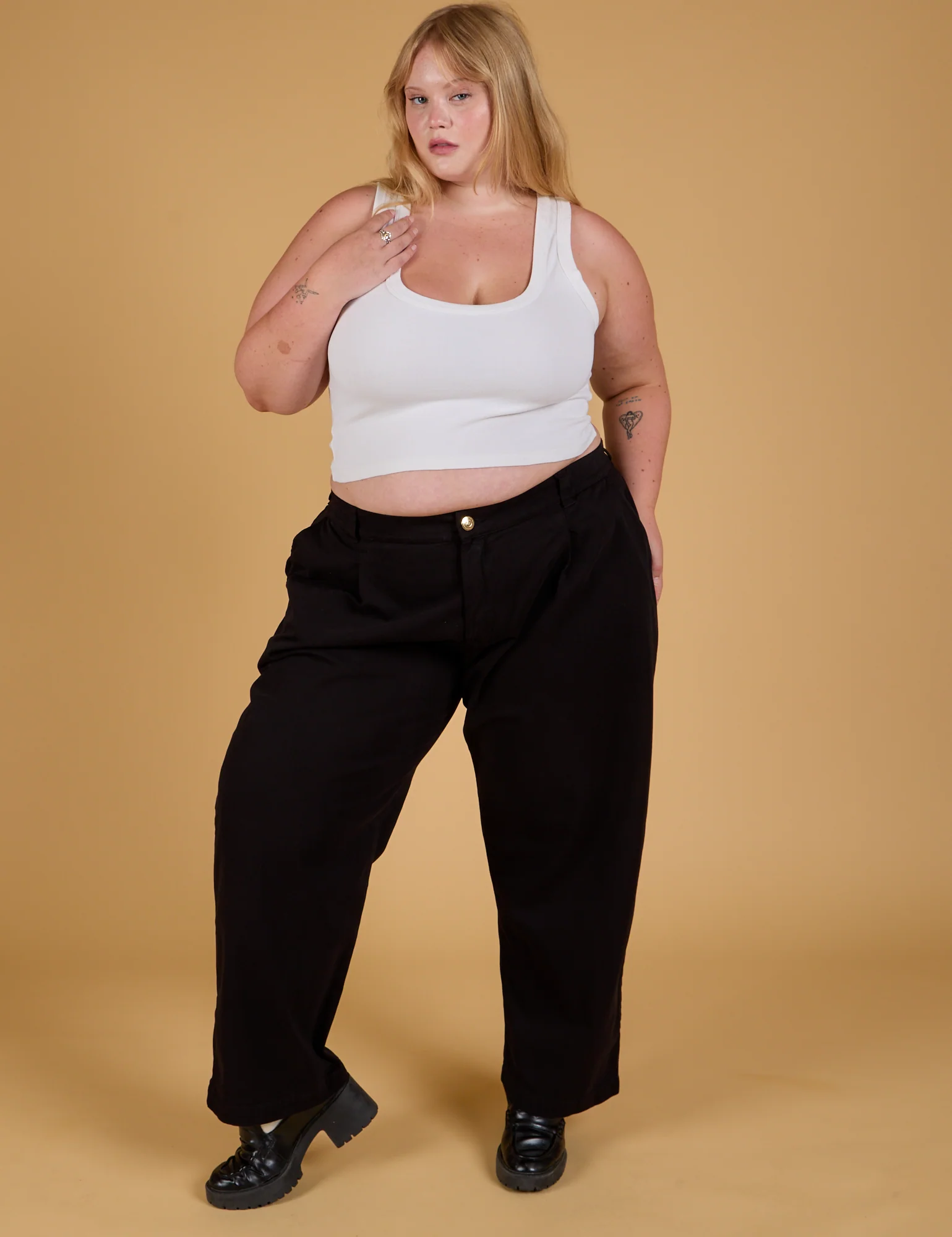 Baggy Mid-Rise Trousers - Basic Black - Image 20