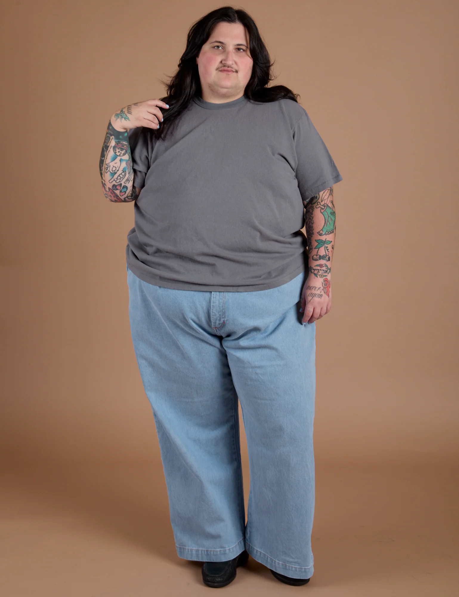 Burly Tee - Washed Grey - Image 17