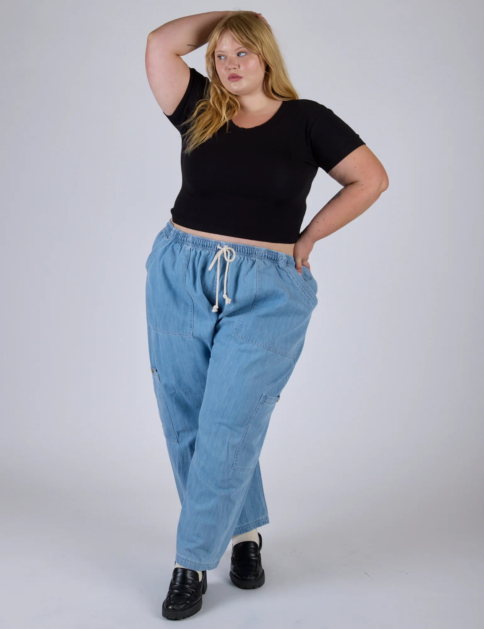 Cropped Baby Tee - Basic Black - Image 12