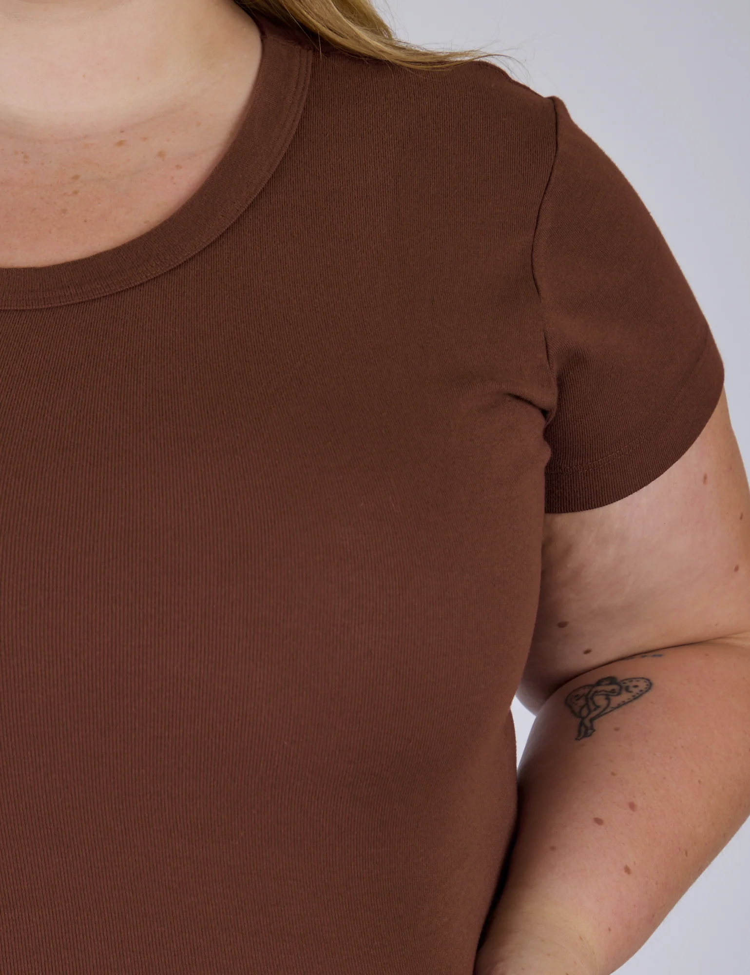 Cropped Baby Tee - Fudgesicle Brown - Image 4