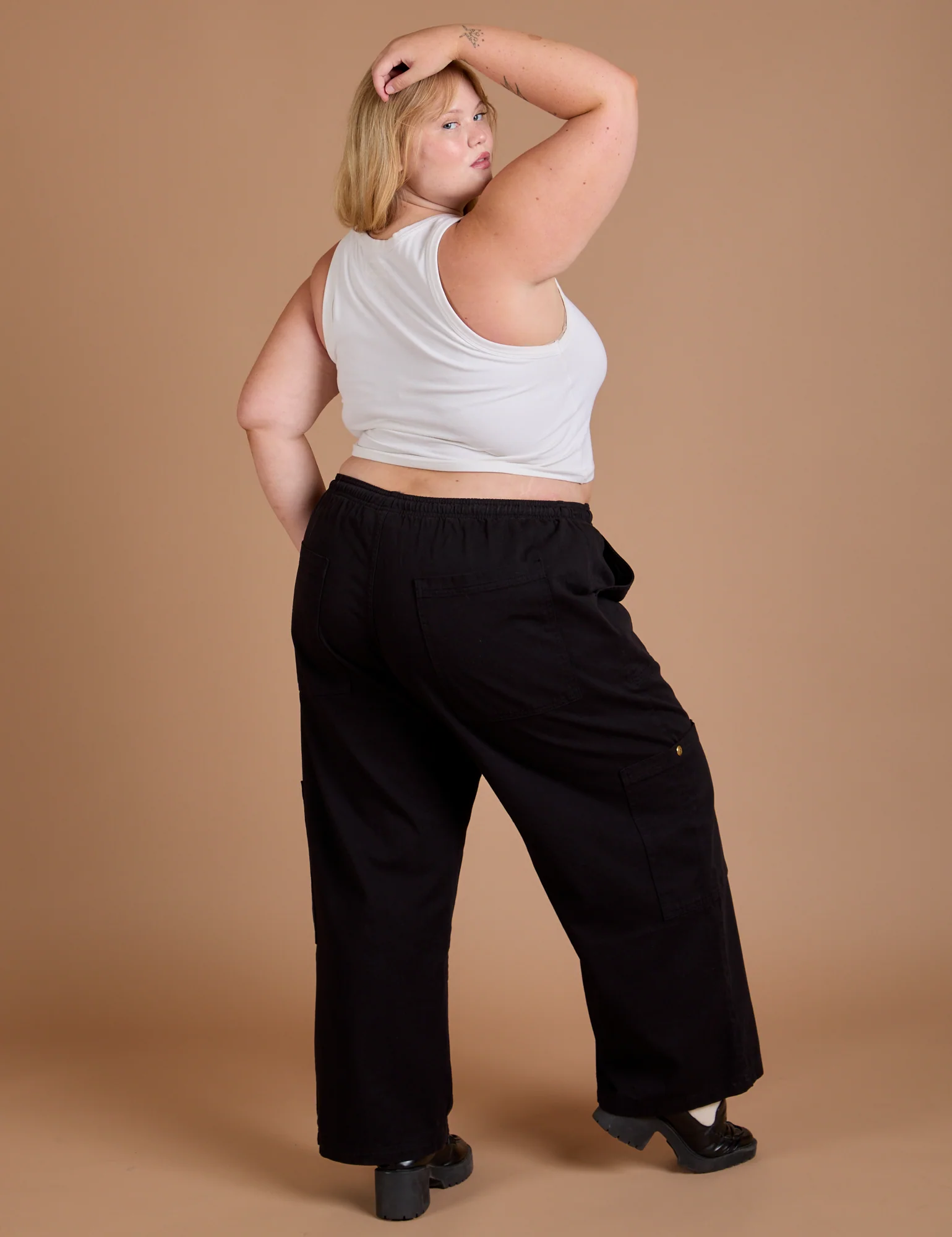 Drop Pocket Cargo Pants - Basic Black - Image 13