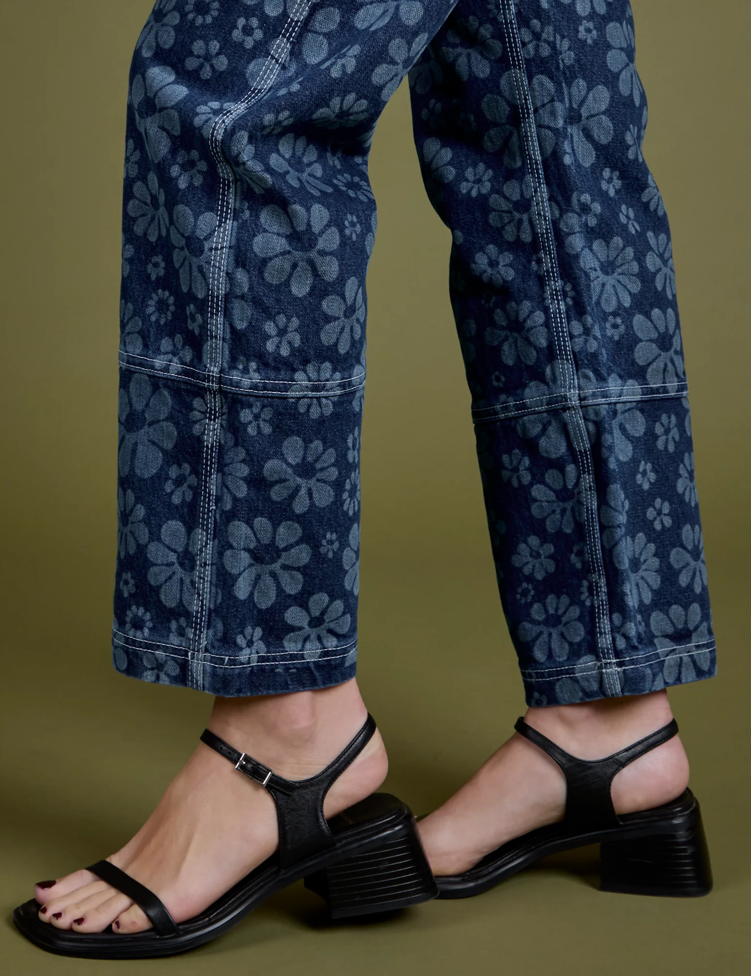 Mid-Rise Carpenter Jeans - Lazy Daisy *FINAL SALE* - Image 8