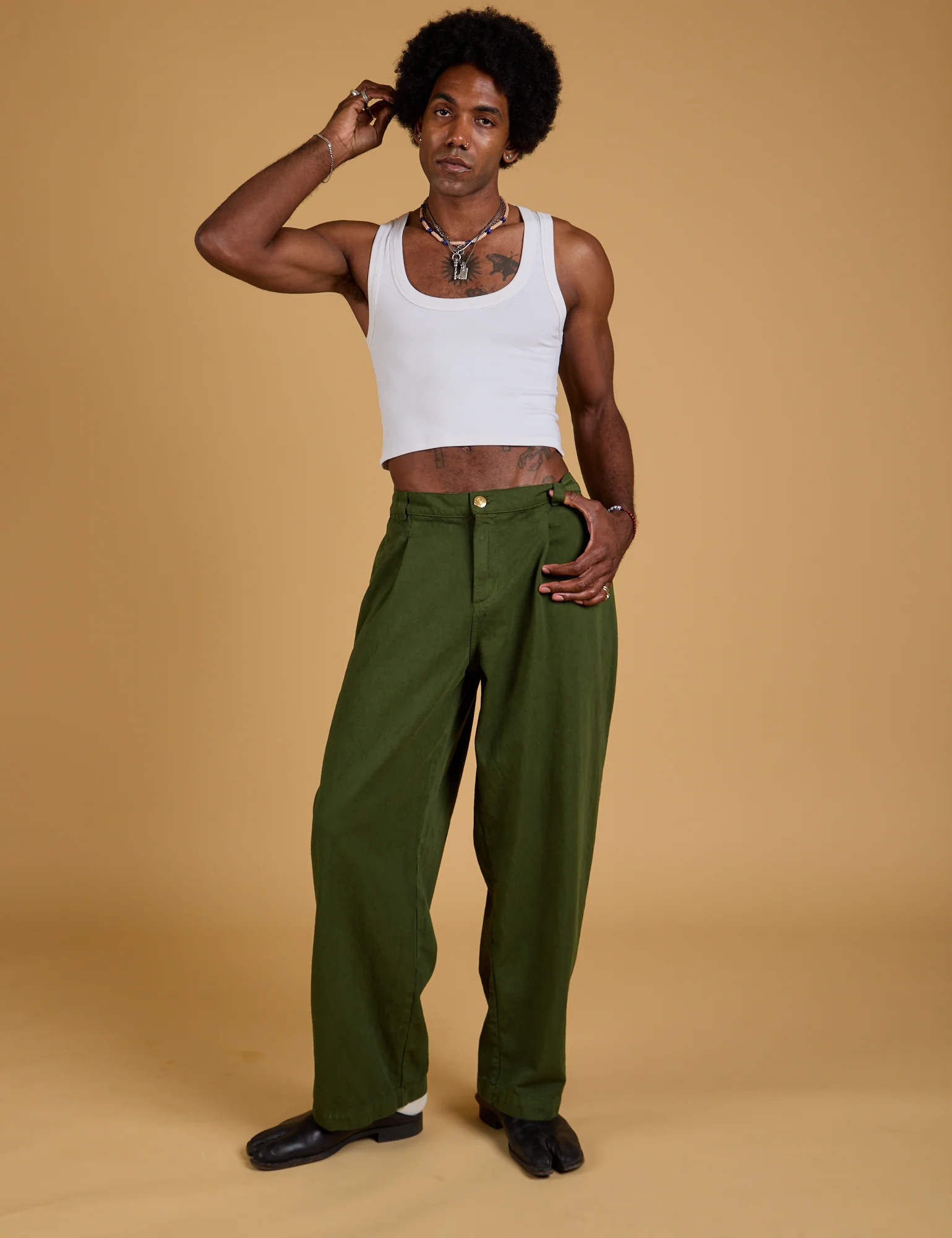 Baggy Mid-Rise Trousers - Evergreen - Image 12