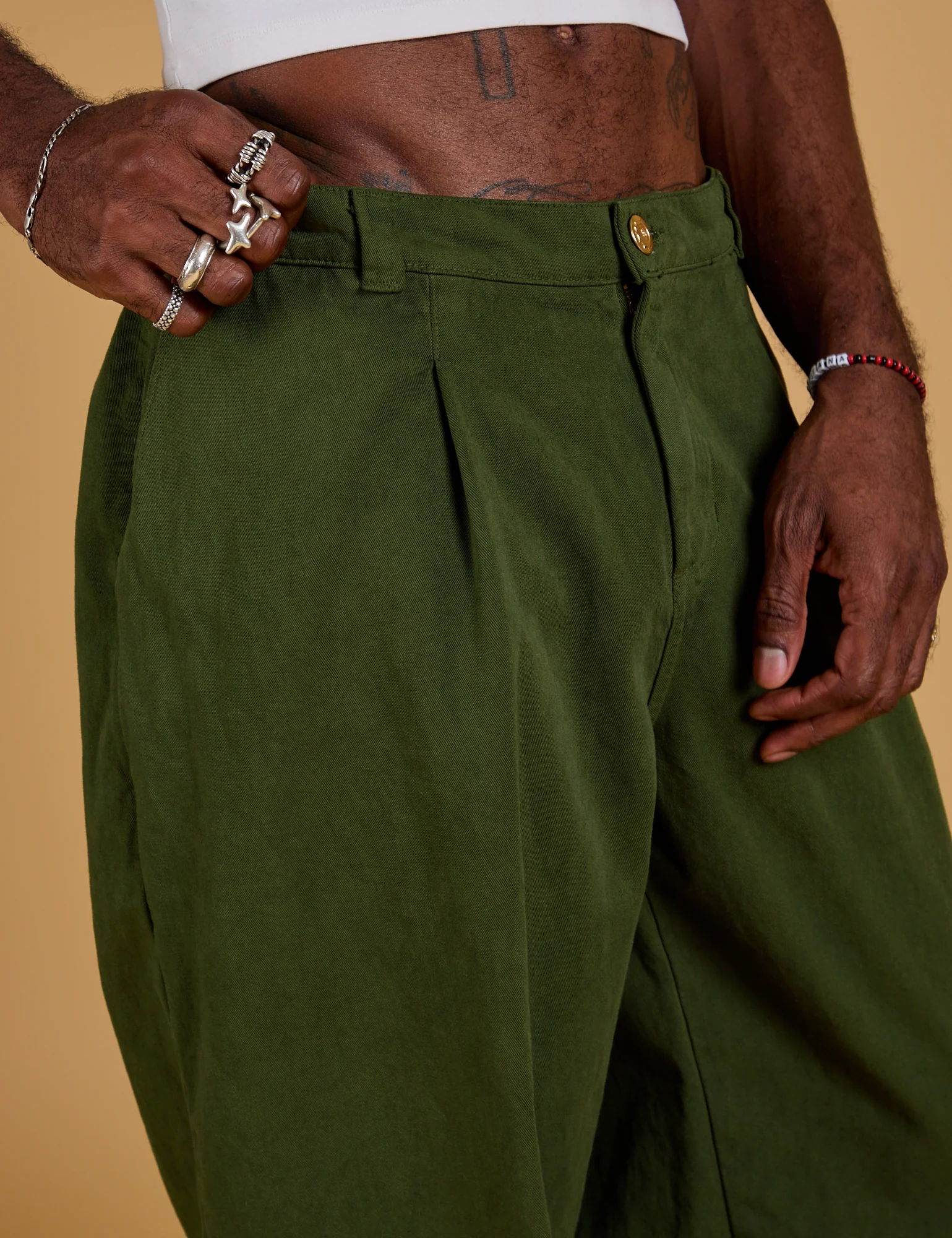 Baggy Mid-Rise Trousers - Evergreen - Image 13