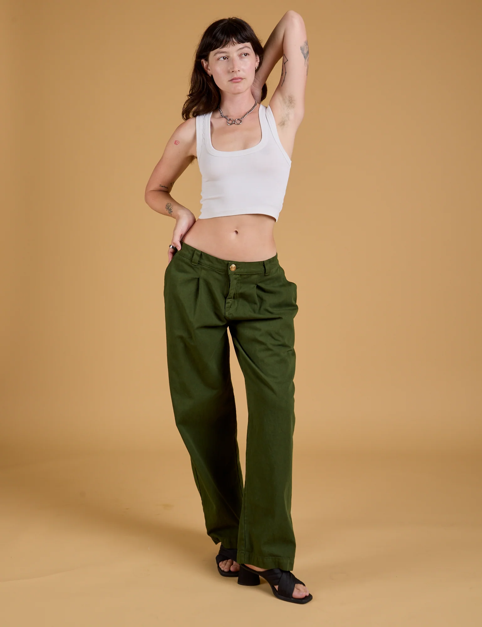 Baggy Mid-Rise Trousers - Evergreen - Image 20