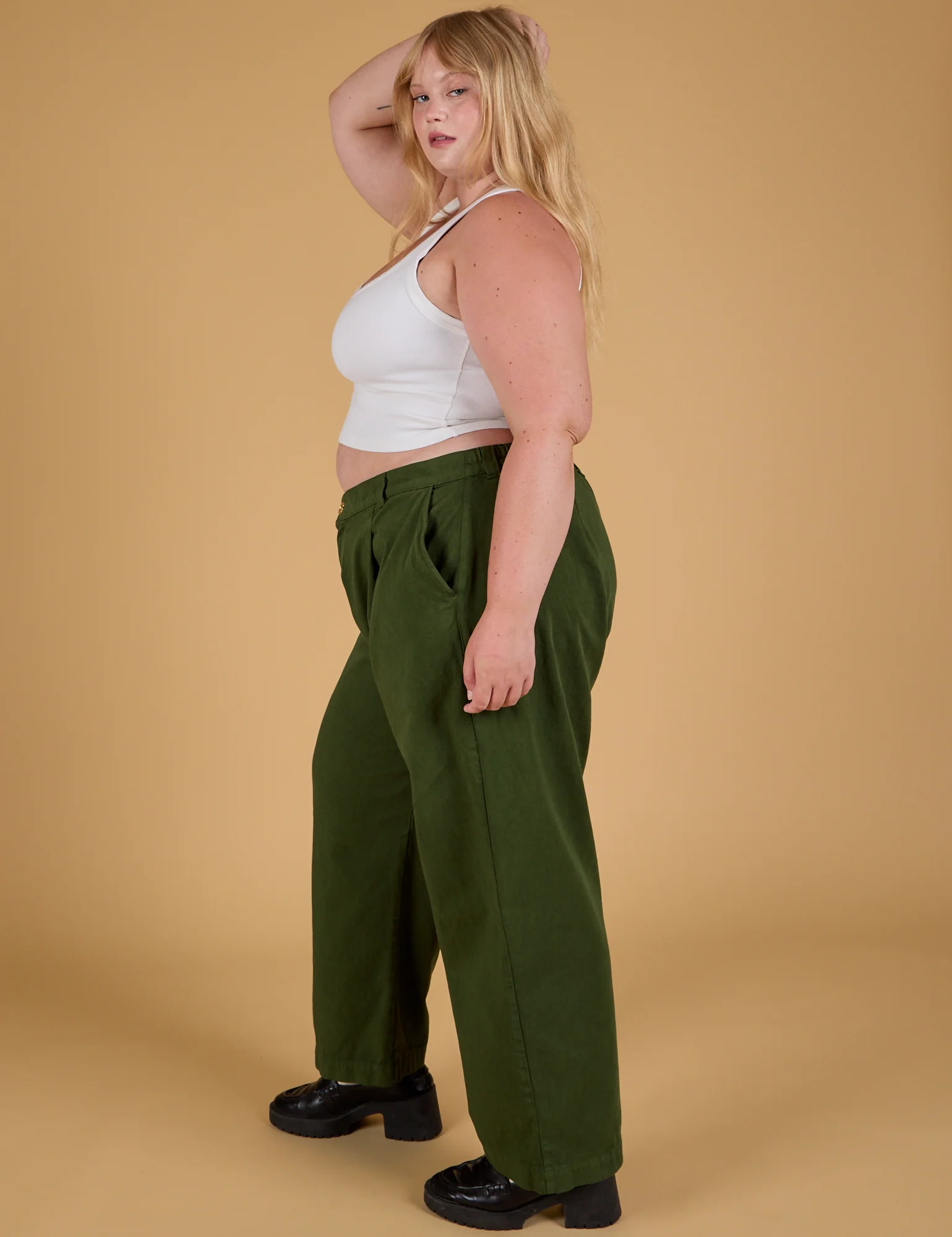 Baggy Mid-Rise Trousers - Evergreen - Image 5