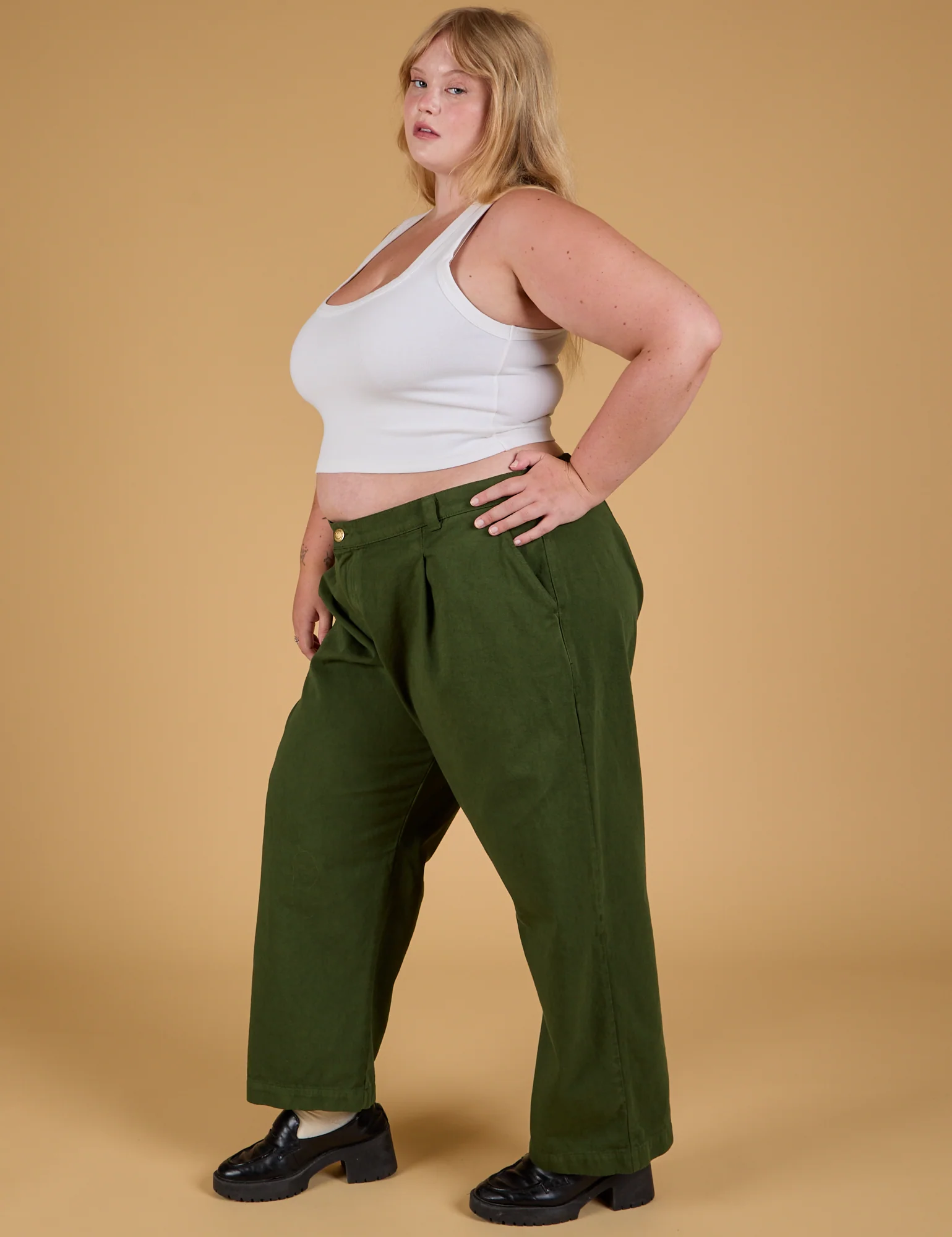 Baggy Mid-Rise Trousers - Evergreen - Image 7