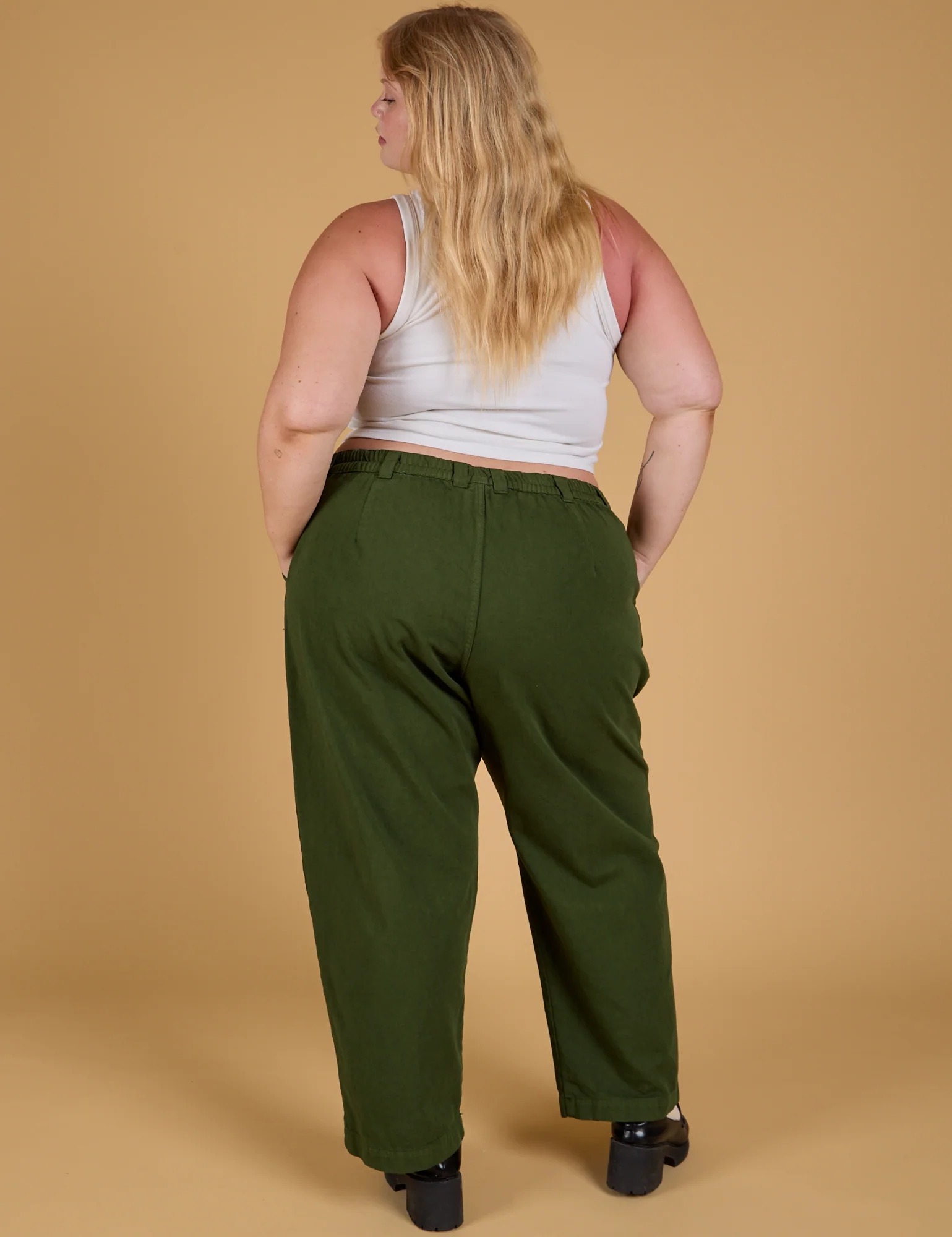 Baggy Mid-Rise Trousers - Evergreen - Image 8