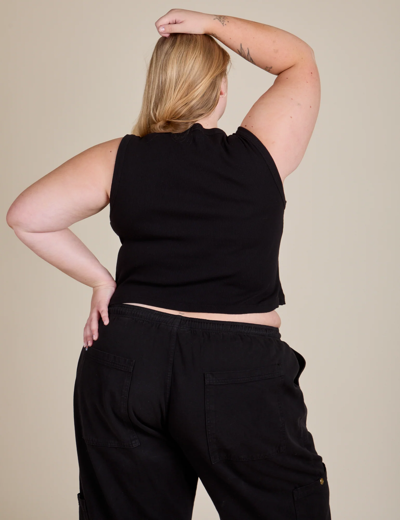 Muscle Tee - Basic Black - Image 8