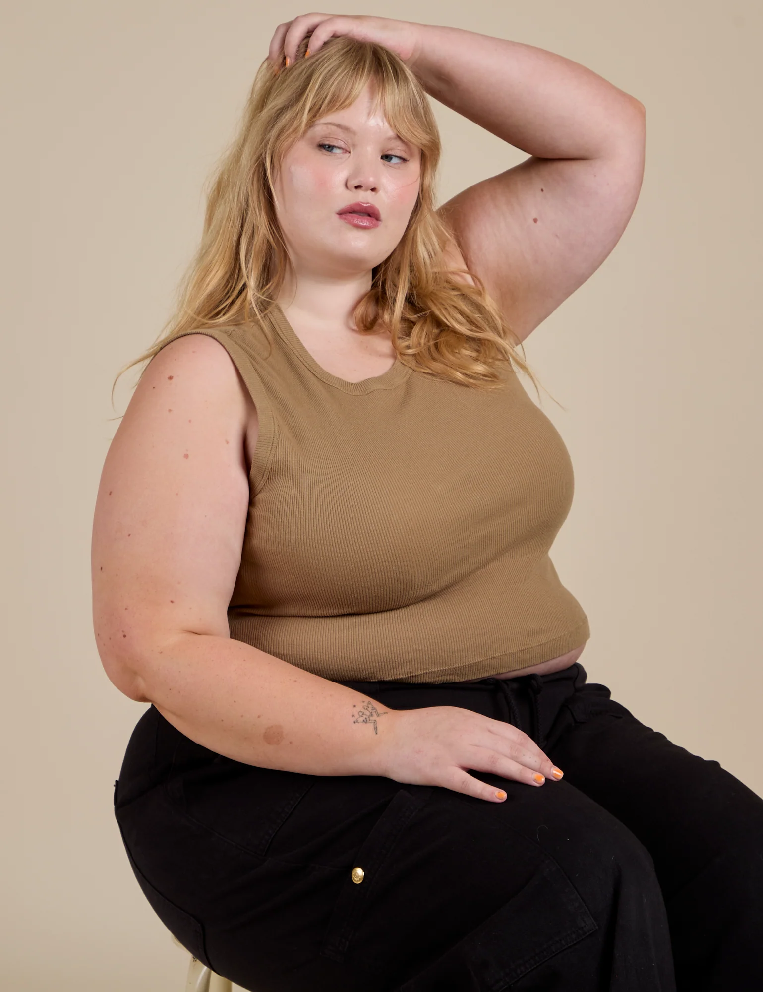 Muscle Tee - Desert Brown - Image 7