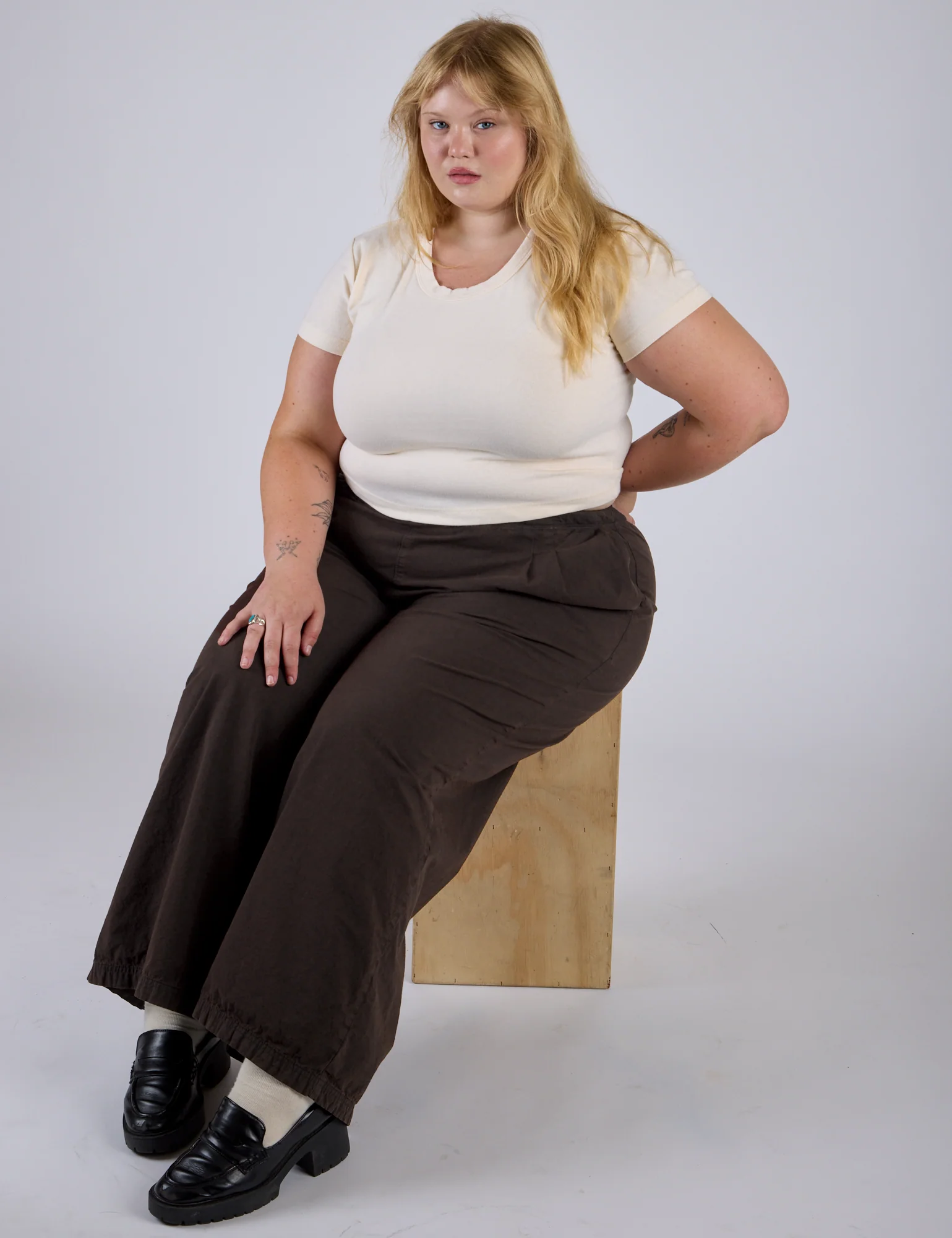 Pleated Pull-On Pants - Espresso Brown - Image 15