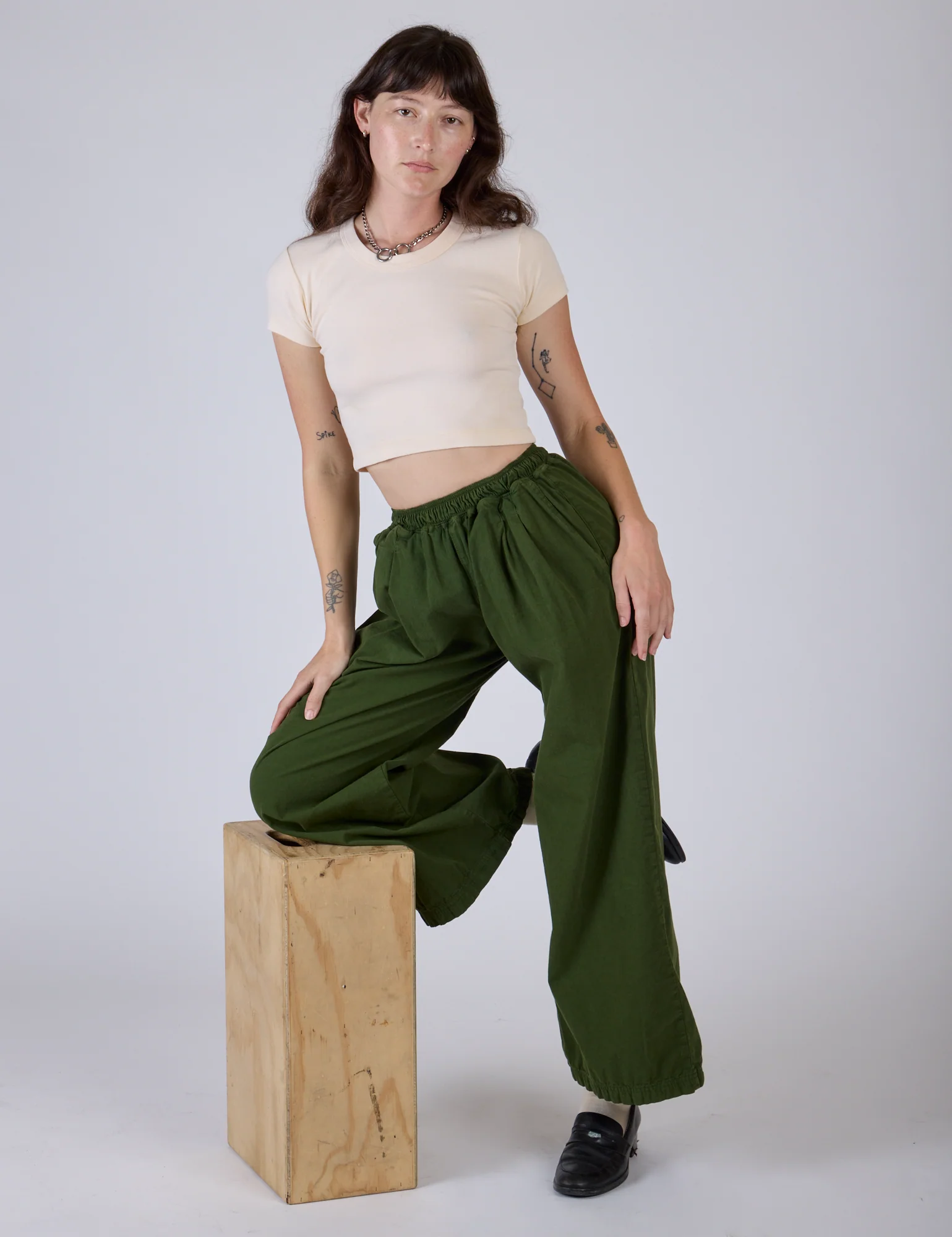 Pleated Pull-On Pants - Evergreen - Image 14