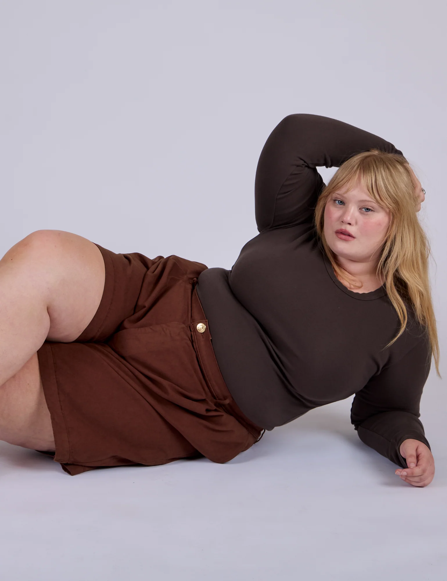 Pleated Trouser Shorts - Fudgesicle Brown - Image 16