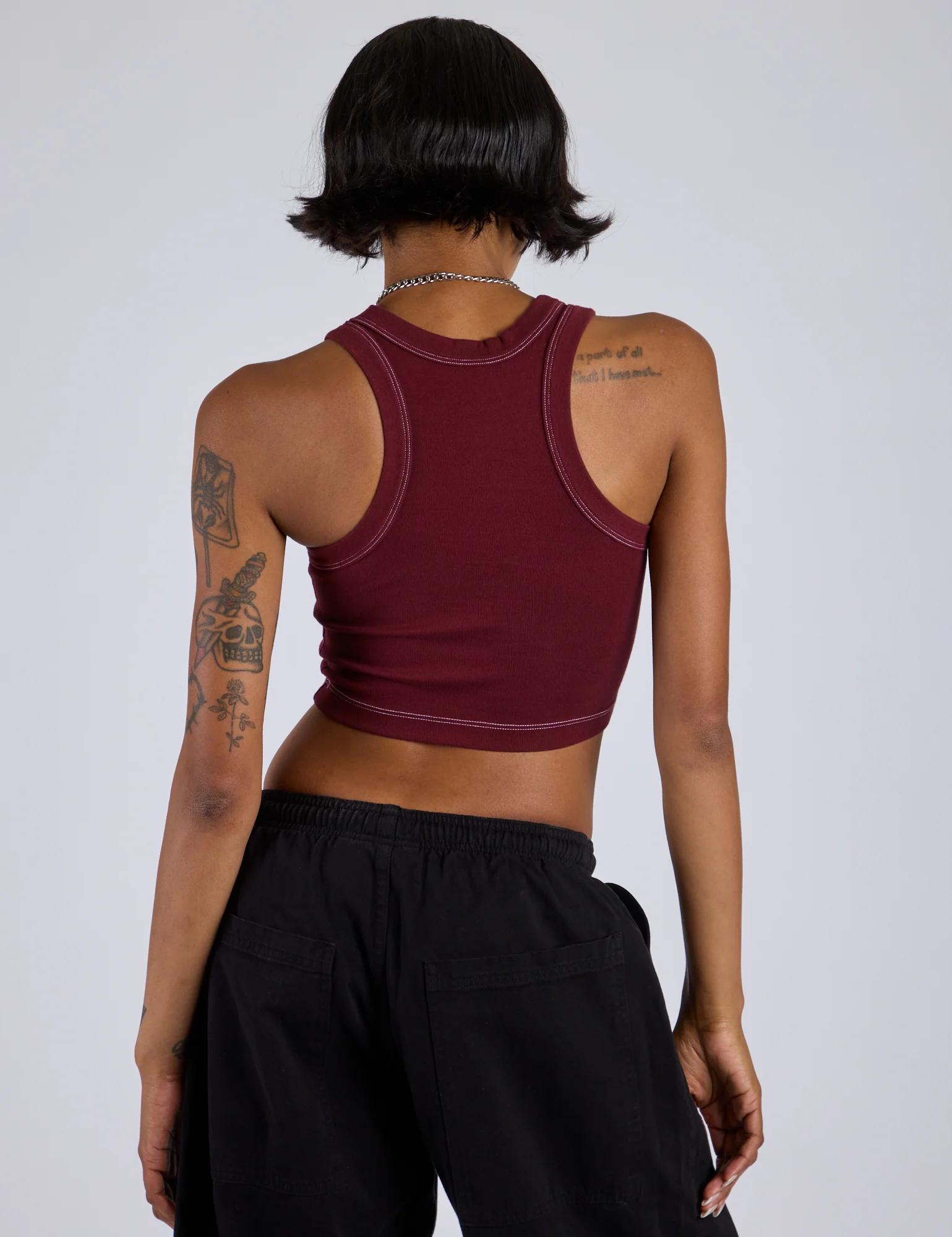 Porthole Tank - Red Wine - Image 14